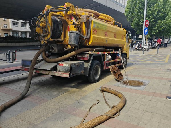 北京小區(qū)污水管道疏通作業(yè)的安全防護(hù)措施有哪些？